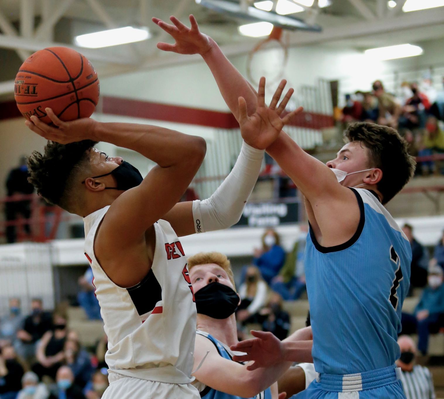 Photos: Central BBB vs Eau Claire North